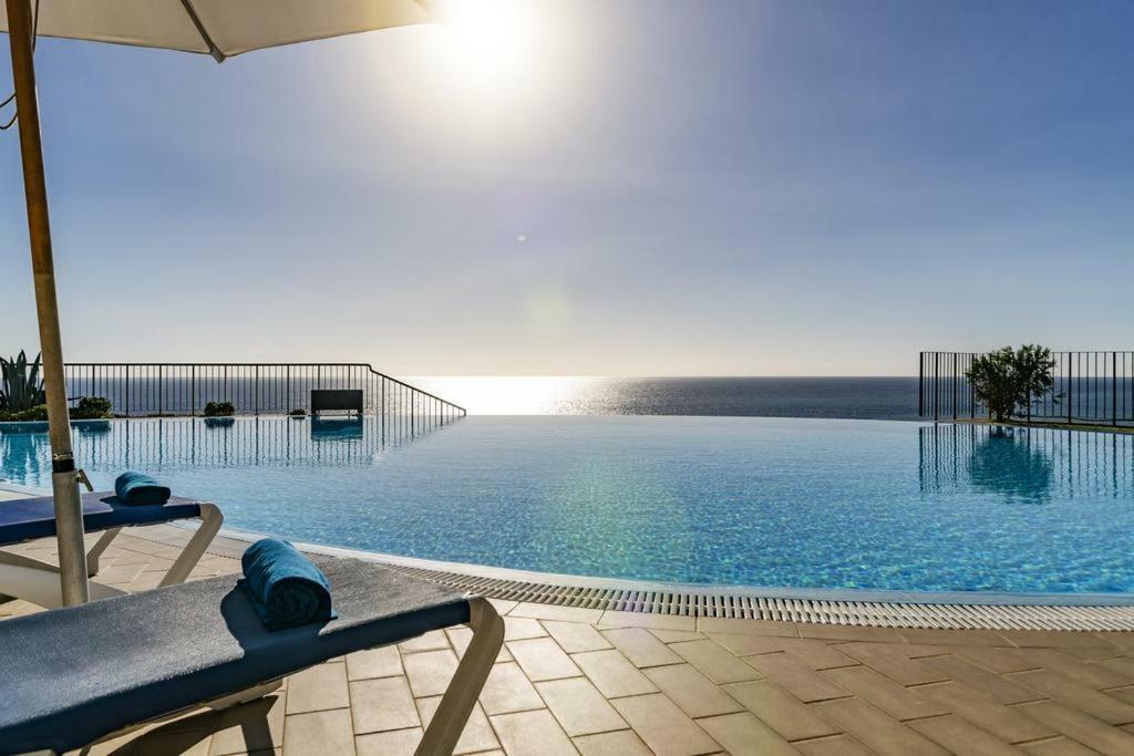 פונשל Formosa Infinity Pool Apartment מראה חיצוני תמונה